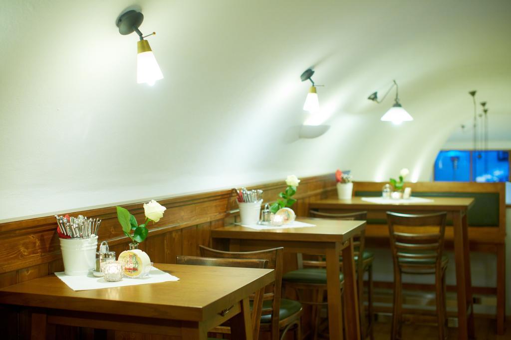 Rathauskeller Melk Hotel Екстериор снимка