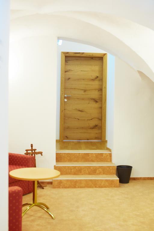 Rathauskeller Melk Hotel Екстериор снимка