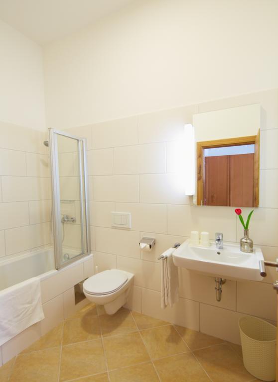 Rathauskeller Melk Hotel Екстериор снимка