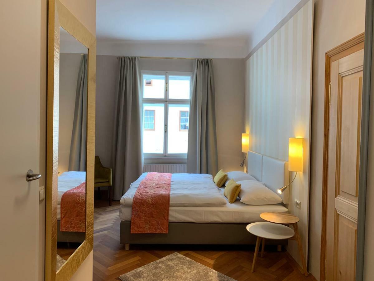 Rathauskeller Melk Hotel Екстериор снимка
